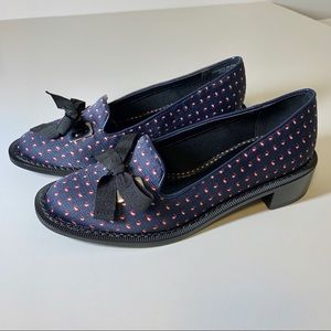 NEW. Charles and Keith Bow Detail Loafers